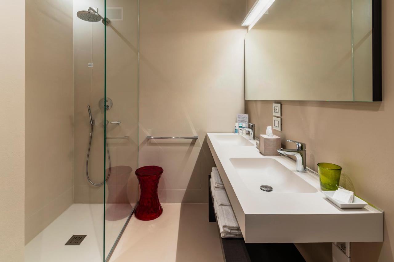 Suites Hotel Astor Беллуно Экстерьер фото