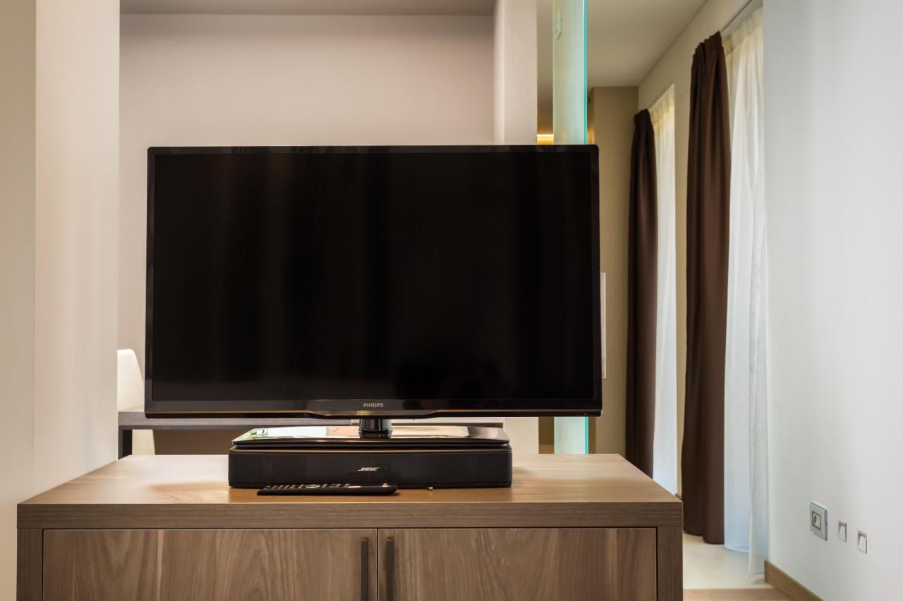 Suites Hotel Astor Беллуно Экстерьер фото